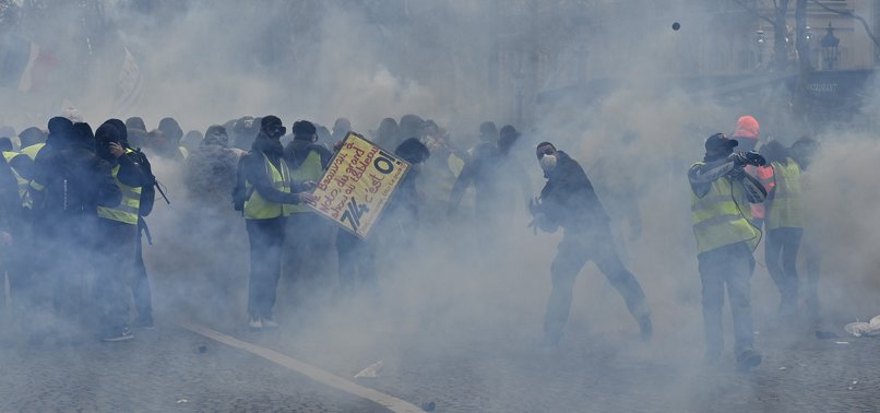 FRENCH GOVERNMENT BANS SOME YELLOW VEST PROTESTS IN PARIS
