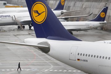 Lufthansa, jet yakıtı krizi nedeniyle 20 bin uçuşu iptal edecek