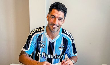 Uruguay forward Luis Suárez joins Brazil club Gremio
