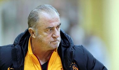 Football: Galatasaray manager Terim's ban commuted