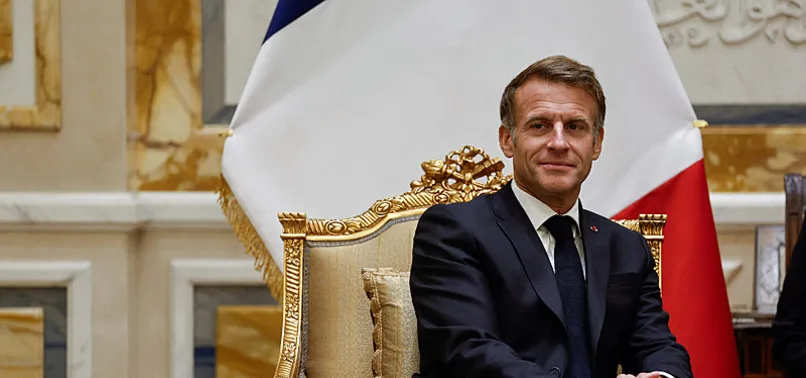 FRENCH PRESIDENT ARRIVES IN KUWAIT AT START OF GULF TOUR