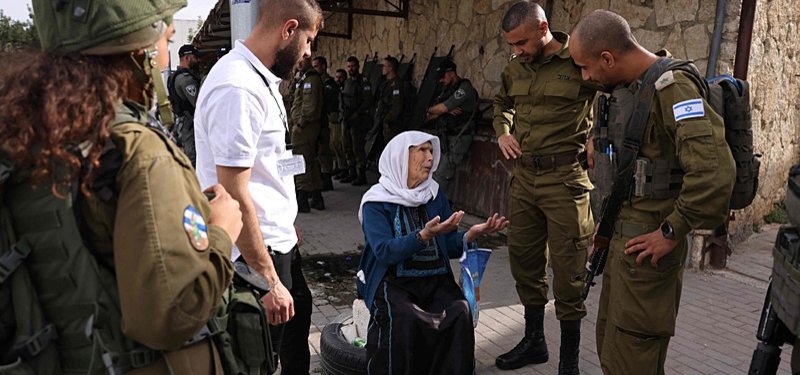 Illegal Israeli settlers storm Jerusalem’s Al-Aqsa Mosque under heavy police protection