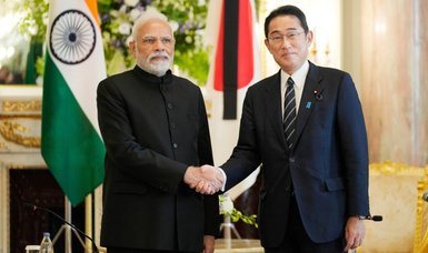 Indian, Japanese premiers hold meeting