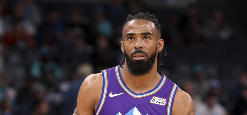 CONLEY REPLACES INJURED BOOKER IN NBA ALL-STAR GAME