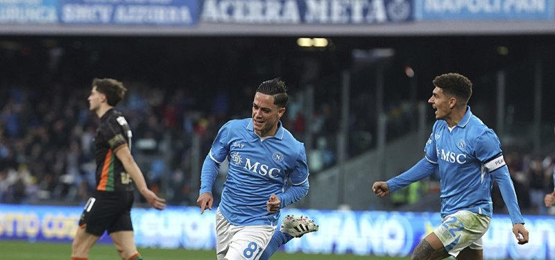 Napoli draw level with leaders Atalanta after 1-0 win over Venezia