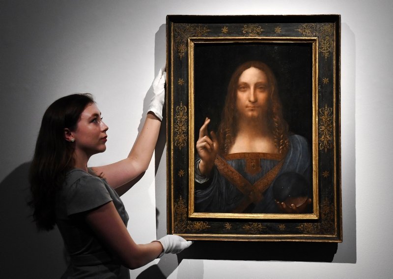 SALVATOR MUNDİ ERTELENDİ