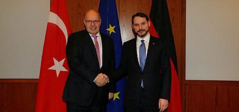 GERMAN ECONOMY MINISTER TO VISIT TURKEY TO BOOST TRADE