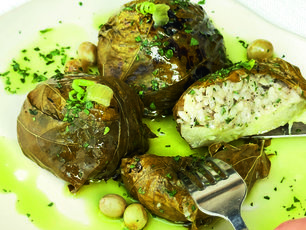 Asma Yapraklı Enginar Dolması