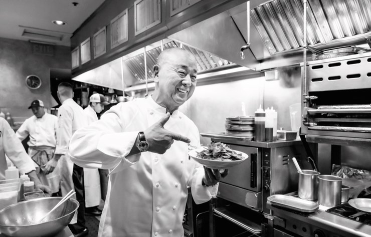 Nobu Matsuhisa, suşi krallığının 30. yılını kutluyor.