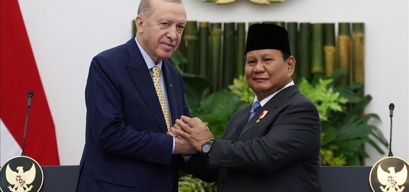Türkiye and Indonesia sign 13 agreements in trade, defense and other key sectors