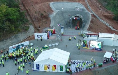YapıMerkezindenTanzanyada19milyardolarlıkimza