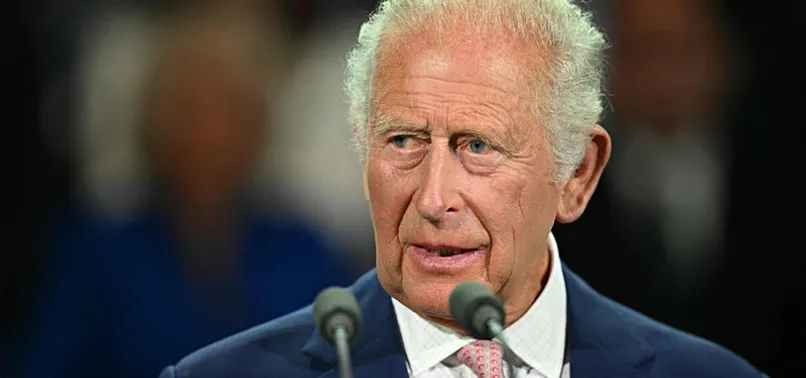 UK RADIO BROKE RULES IN ANNOUNCING KINGS DEATH: WATCHDOG