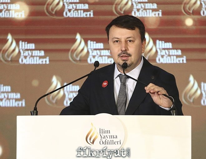 Prof. Dr. İlyas Kemaloğlu kimdir?