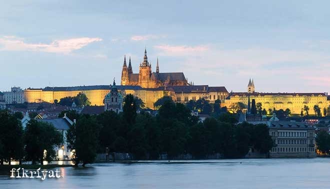 Prag Kalesi, Prag 66.761 m²