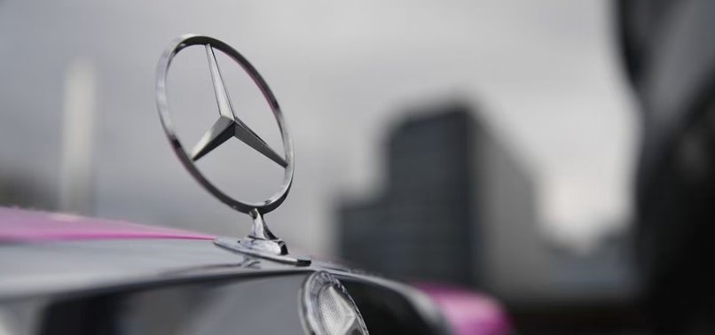 ONE KILLED AS SHOTS FIRED IN MERCEDES PLANT IN GERMANY - BILD