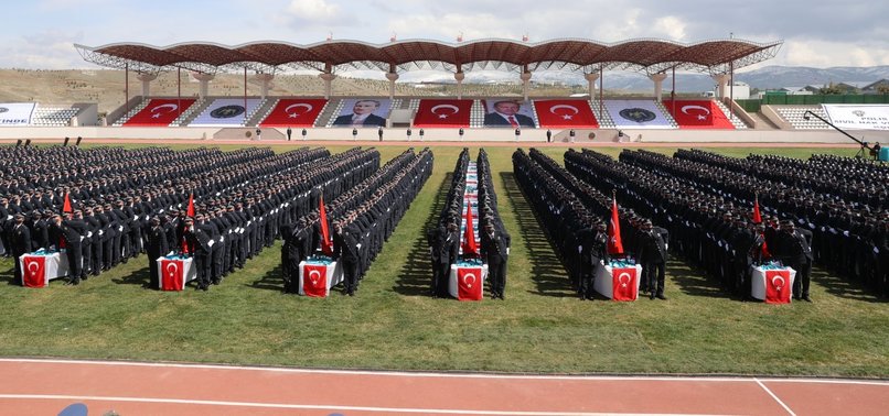 TURKISH POLICE, GENDARMERIE PLEDGE COMMITMENT TO ELECTED GOVERNMENT