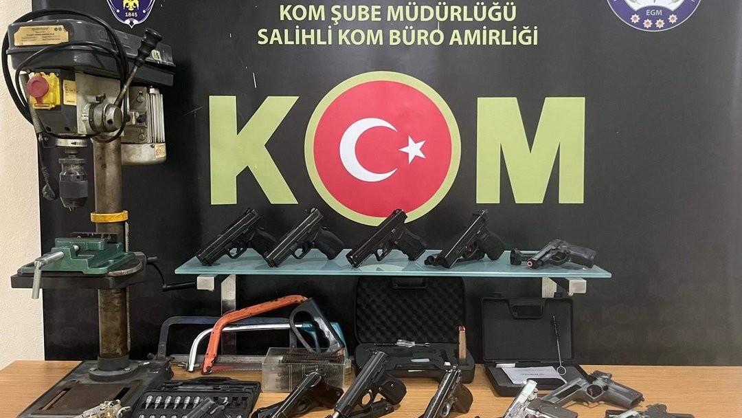 SİLAH KAÇAKÇILARINA OPERASYON