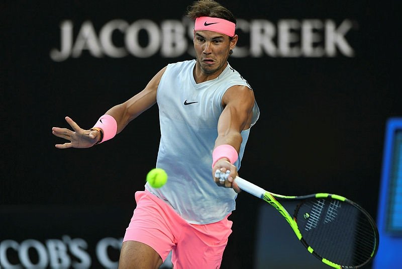 NADAL’IN RENKLİ TARZI