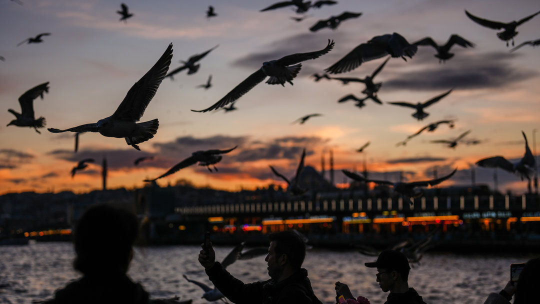 İSTANBUL’DA GÜN BATIMI
