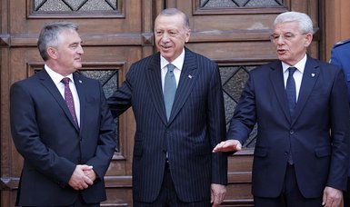 Türkiye, Bosnia Herzegovina enjoy friendly relations, leaders say, announcing passport-free travel works