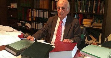 Famous Turkish historian Fuat Sezgin dies at age 95