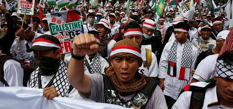 THOUSANDS OF INDONESIANS AGAIN PROTEST TRUMPS JERUSALEM MOVE