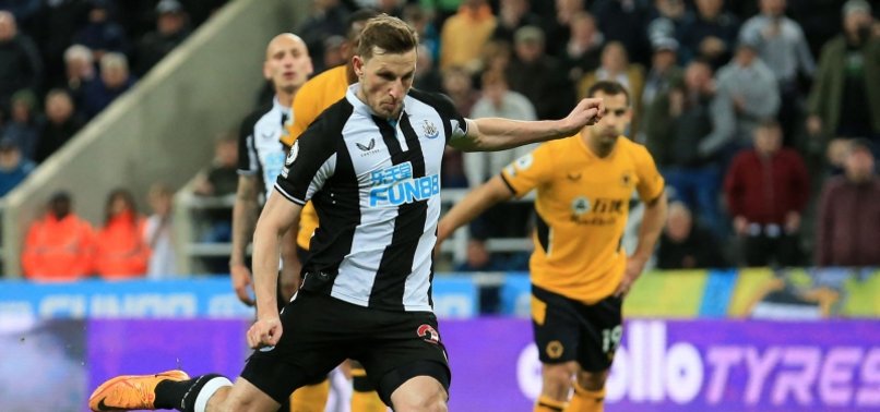 WOODS PENALTY GIVES NEWCASTLE 1-0 VICTORY OVER WOLVES