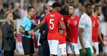 Referee temporarily halts play after racist chants in Bulgaria-England game
