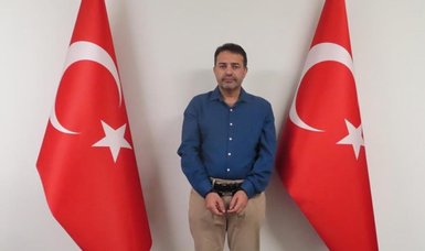 Turkish intelligence nabs wanted FETÖ fugitive abroad, brings back home