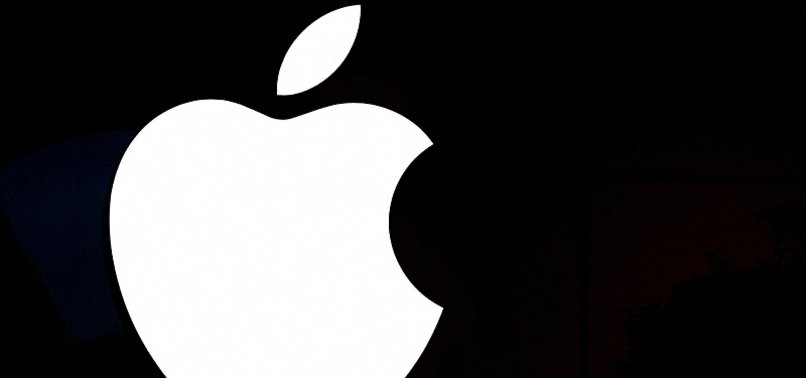 APPLE LOSES BID TO THROW OUT UK LAWSUIT OVER APP STORE FEES