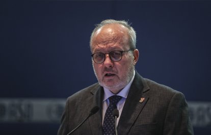 Kurlarınbudenliyukarıyönlühareketineanlamveremiyorum
