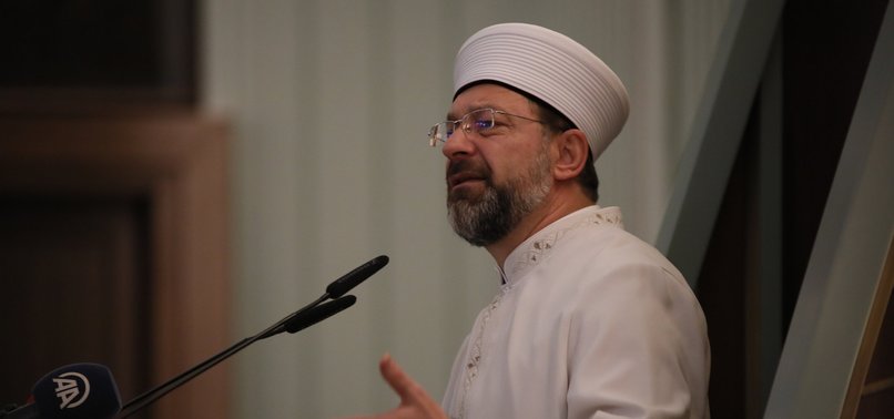 TURKISH RELIGIOUS HEAD CALLS FOR MUSLIMS TO REUNITE