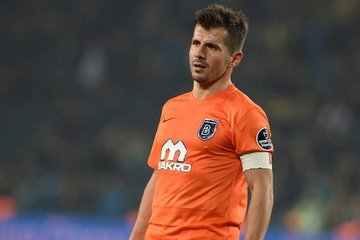 F.Bahçe’nin Emre ısrarı sürüyor