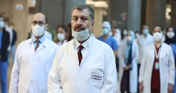 Turkey's daily novel coronavirus cases fall below 1,000 - health minister