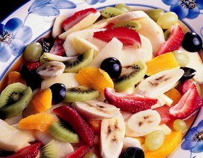 Muz Likörlü Meyve Salatası