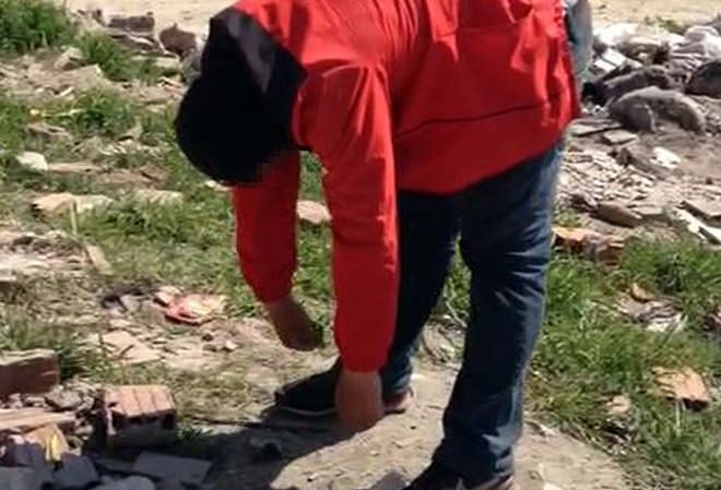 Yaşarken can çekiştiren bela