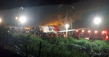 Plane skids off runway in India; 17 killed, dozens hurt