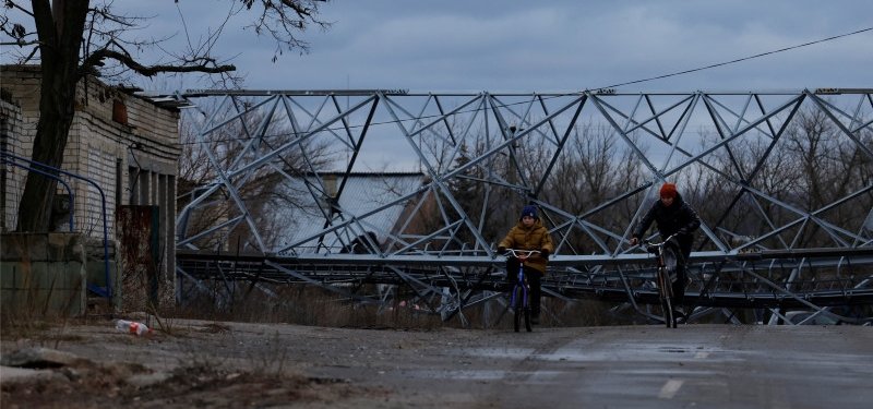 Ukraine: Fresh wave of Russian drone attacks in south and east