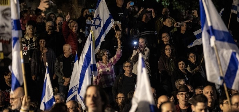 HUNDREDS OF ISRAELIS RALLY NEAR TEL AVIV, DEMANDING EARLY ELECTIONS