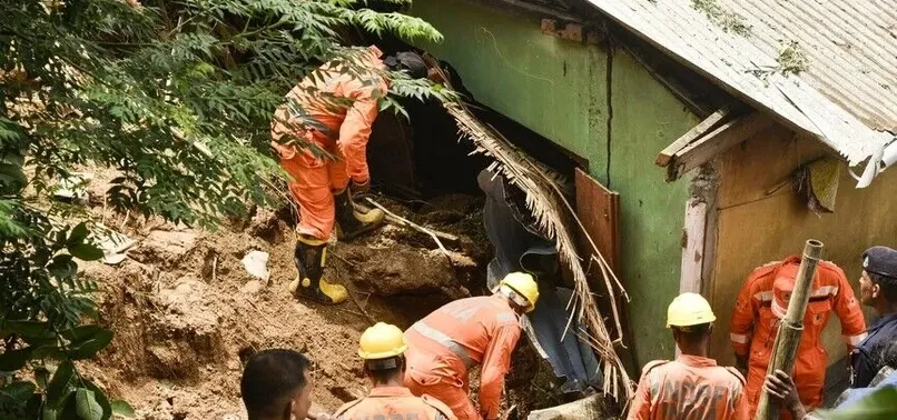 2 KILLED IN WESTERN INDIA LANDSLIDE