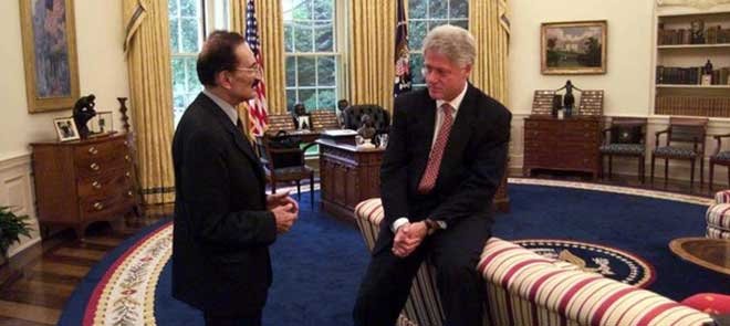 Ecevit In Oval Ofis Teki O Fotografinin Asiri Acikli Hikayesi Fikriyat Gazetesi