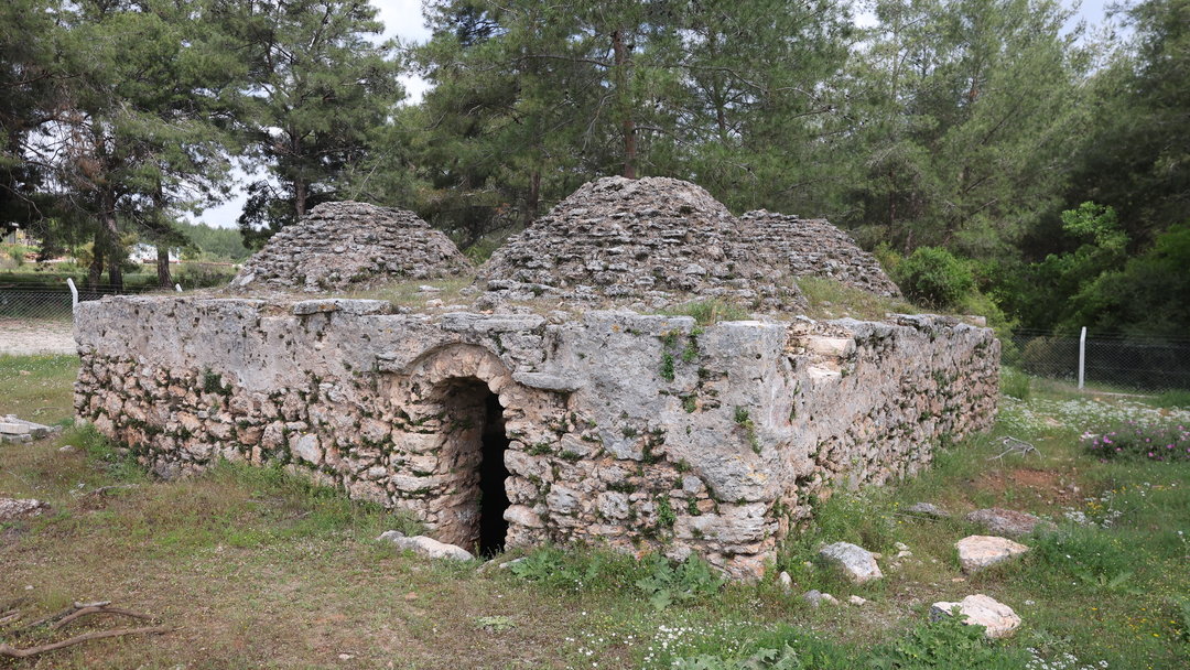 DÖRT KUBBELİ TARİHİ SU SARNICI RESTORE EDİLECEK