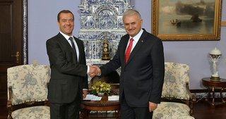 Binali Yıldırım ve Medvedev’den ortak basın açıklaması