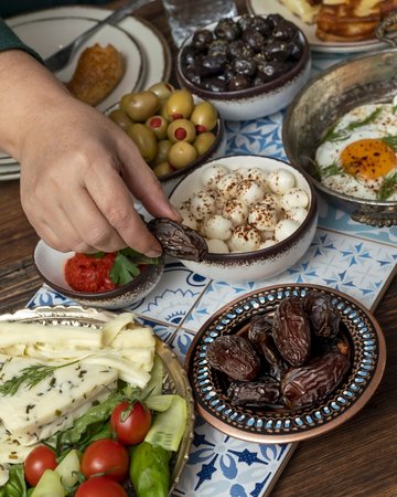 Sahurda tuzlu gıdalar neden riskli?