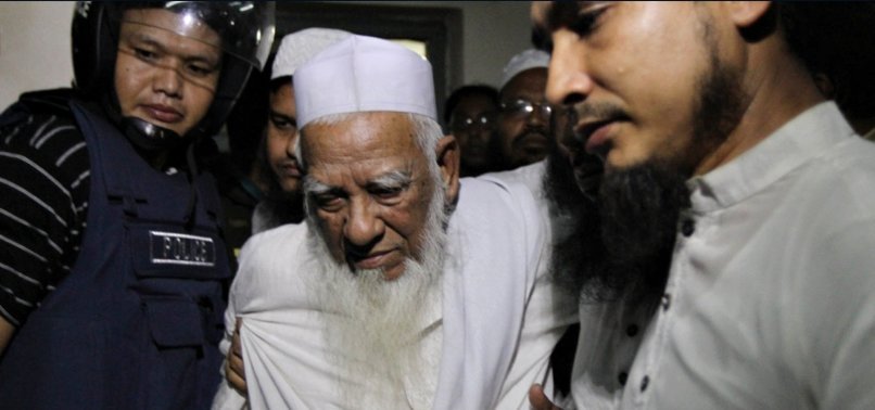BANGLADESHS PROMINENT MUSLIM CLERIC AHMAD SHAFI PASSES AWAY
