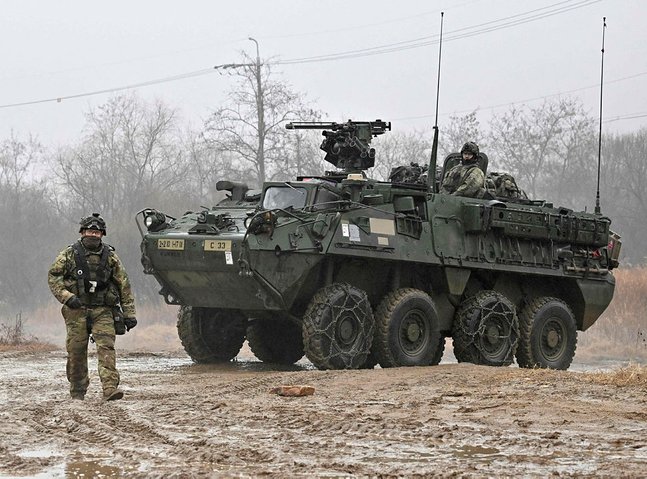 Armored vehicles set up Ukraine for new offensive ops