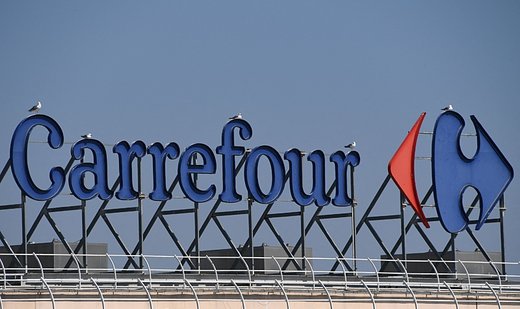 Carrefour ramps up price cuts to boost France sales