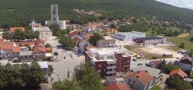 SEVERAL TEENS DIE FROM CARBON-MONOXIDE POISONING IN BOSNIA - REPORT