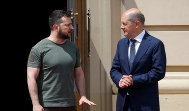 Zelensky thanks Germany's Scholz after arms delivery announcement