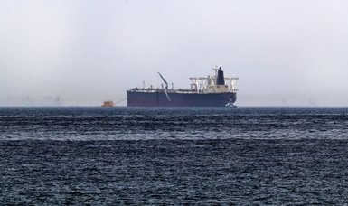 Yemeni rebels announce UN deal to unload floating oil tanker